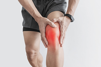 Knee pain treatment at Dr. Oswald Chiropractic in Medford, NJ